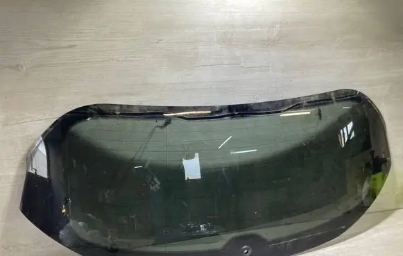 Ford Focus Opening tailgate glass JX7BA42004D