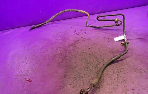 Volkswagen Golf IV Power steering hose/pipe/line 