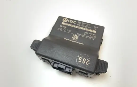 Volkswagen Golf V Other control units/modules 1K0907530F
