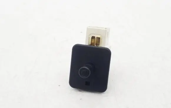 Mercedes-Benz E W211 Front door sensor coupe 2028209410 30011501