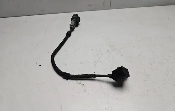 Volkswagen PASSAT B6 Crankshaft position sensor 9805940