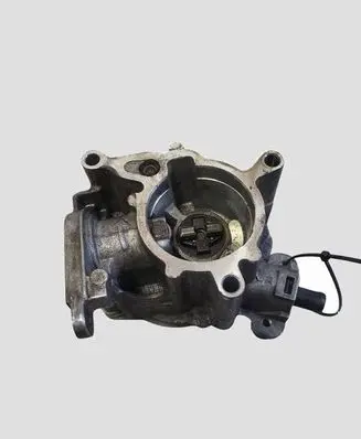 Audi A4 S4 B8 8K Vacuum pump 06J145100F 080813