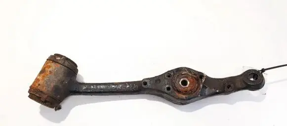 Mercedes-Benz W123 Front lower control arm/wishbone