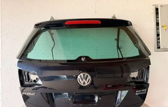 Volkswagen PASSAT B7 Tailgate/trunk/boot lid LC9X