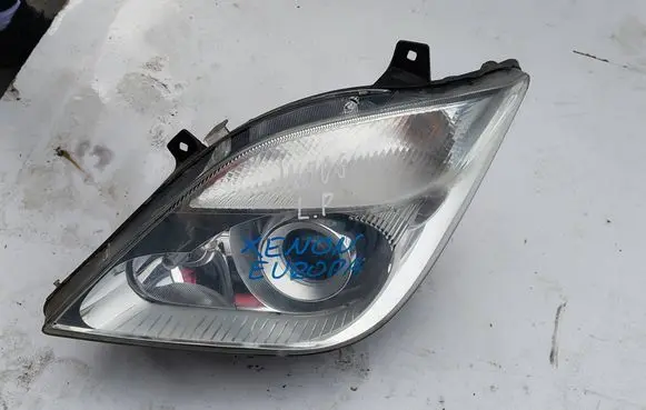 Mercedes-Benz Sprinter W906 Headlight/headlamp
