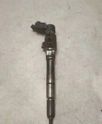 Fuel injector