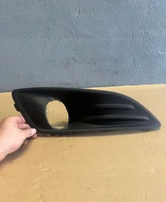 Ford Fiesta Front grill C1BB15A222C