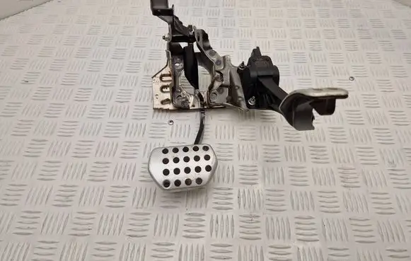 Citroen DS5 Pedal assembly 9687772080 84PKXY A02076D02
