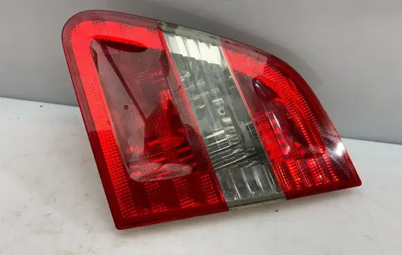Mercedes-Benz B W245 Tailgate rear/tail lights A1698201664