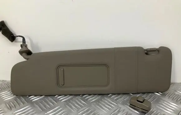 Audi A5 8T 8F Sun visor 8H0857551R 443857562B 443857563A