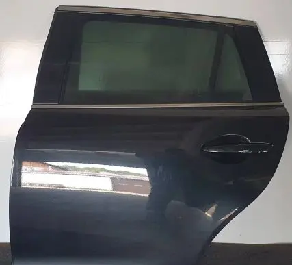 Mazda 6 Rear door