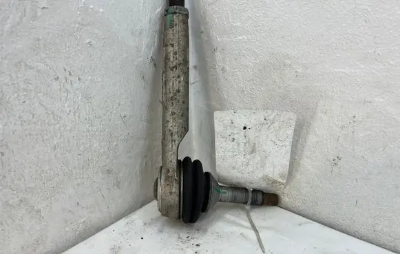 Tesla Model 3 Steering tie rod end 0FFAE