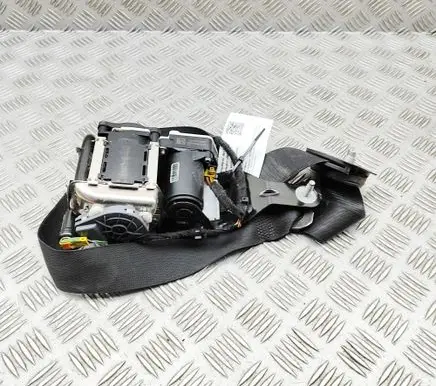 Mercedes-Benz CLS C218 X218 Front seatbelt A2128600886