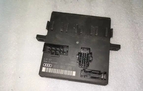 Audi A4 S4 B7 8E 8H Comfort/convenience module 8E0907279L