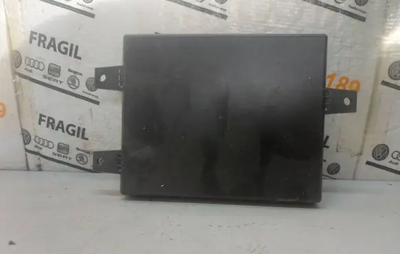 Volkswagen PASSAT B6 Other control units/modules 1C0035729A