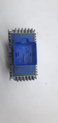 Opel Vectra C Glow plug pre-heat relay 55353011 51299014B