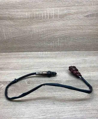 Volkswagen PASSAT B5.5 Lambda probe sensor 058906265 1J0973724A