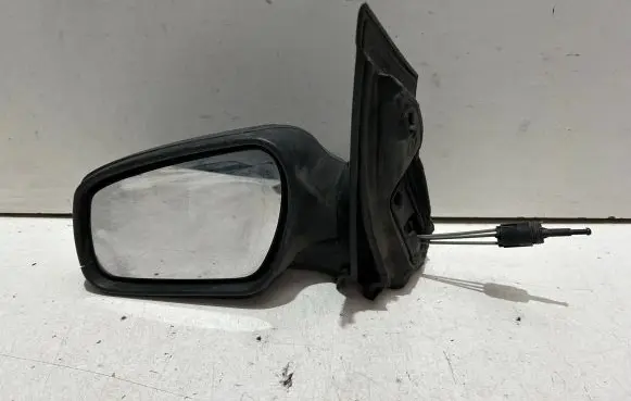 Ford Focus Manual wing mirror E9016292
