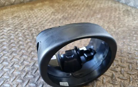 Jeep Grand Cherokee Steering wheel column trim 6NE97DX9AB P6NE97DX9AB