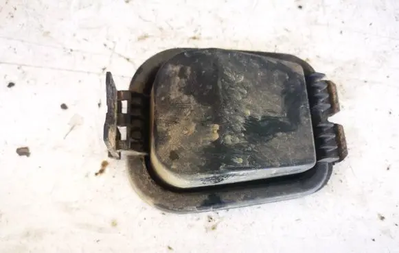 Audi A4 S4 B5 8D Headlight/headlamp dust cover
