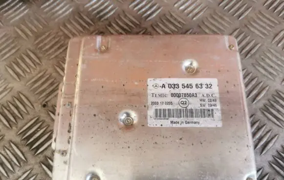 Mercedes-Benz E W211 Parking PDC control unit/module A0335453332