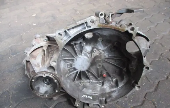 Volkswagen Golf VI Manual 5 speed gearbox MHV CBZ