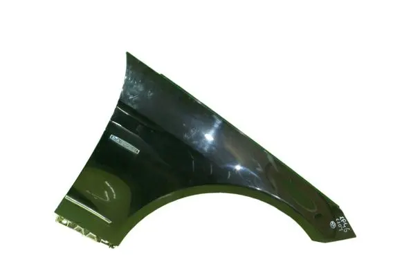 Mercedes-Benz E C207 W207 Fender PRZOD PRAWY
