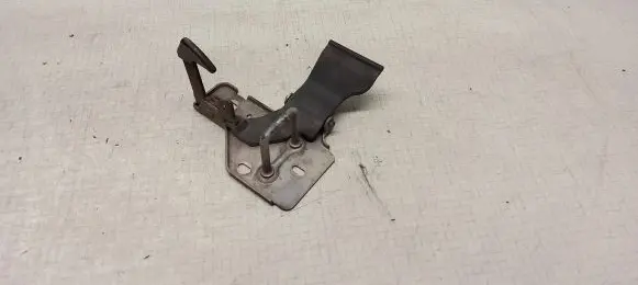 Volkswagen Transporter - Caravelle T5 Engine bonnet/hood lock/latch loop/hook 7H0823480E