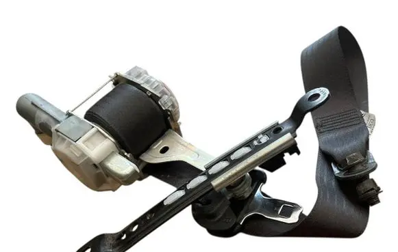 Mitsubishi Lancer Evolution X Front seatbelt 7Q7960P 0436195 022603