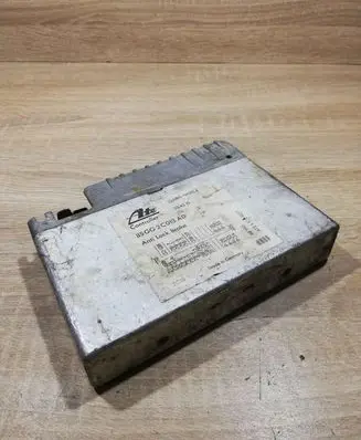 Ford Scorpio Engine control unit/module ECU 85GG2C013AD 334510