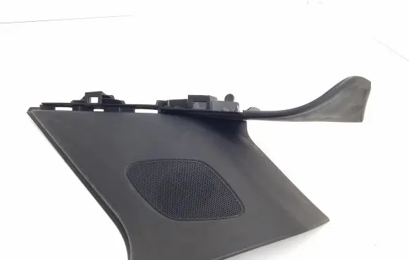 Audi Q3 8U Rear seat side top trim 8U0868606 M7092 NND07S