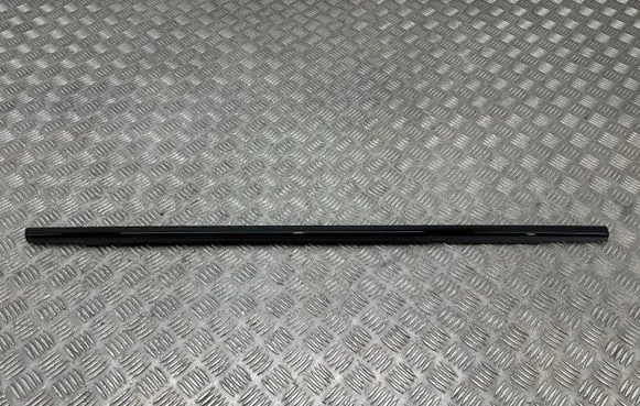 KIA EV3 Rear door glass trim molding