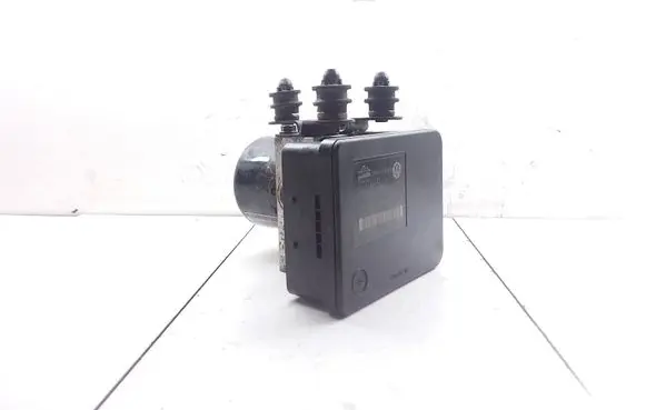 Volkswagen Golf V ABS Pump 1K0907379AC 06740826919472