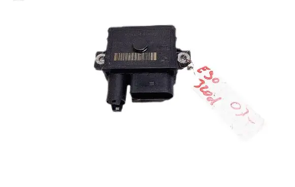 BMW 5 E60 E61 Glow plug pre-heat relay 779800006