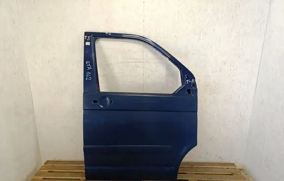 Volkswagen Transporter - Caravelle T5 Front door