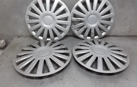 Opel Meriva A R15 wheel hub/cap/trim 