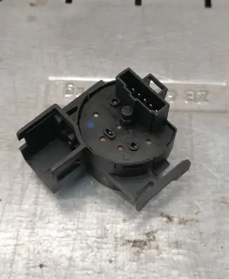Opel Meriva A Ignition lock contact 6900A14