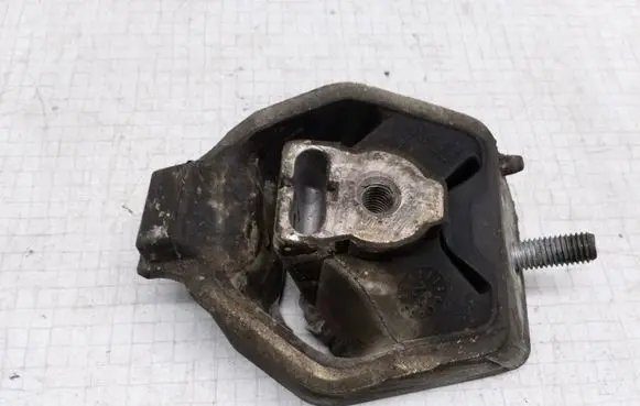 Audi 100 S4 C4 Gearbox mount 40A399151B