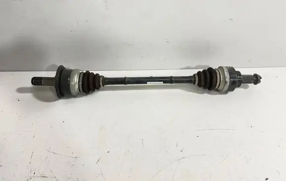 BMW 2 F22 F23 Rear driveshaft 8680347