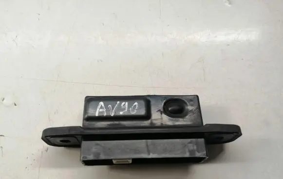Toyota Avensis T270 Tailgate release/open handle 8484028040 9655S95