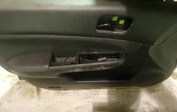 Honda Accord Front door card panel trim