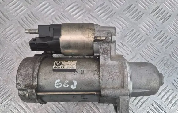 BMW X3 F25 Starter motor 7631558 4280009130