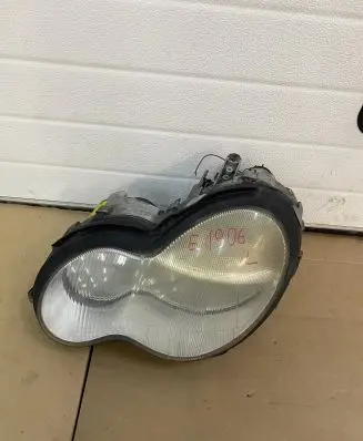 Mercedes-Benz C W203 Headlight/headlamp 1305235663 E1906