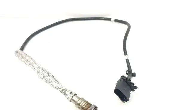 Volkswagen Transporter - Caravelle T6 Lambda probe sensor 04L906262