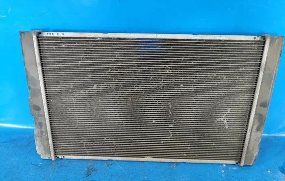 Toyota Prius (XW30) Coolant radiator 1640037230