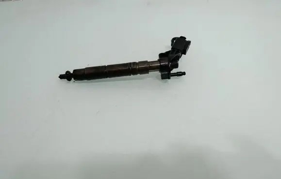 Fuel injector
