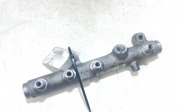Fuel main line pipe