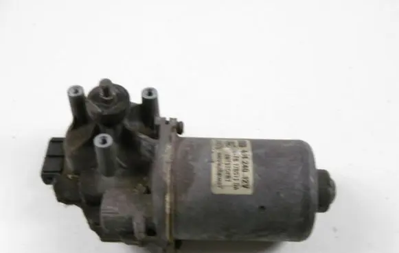 Ford Puma Front wiper linkage and motor 96FB17B571DA
