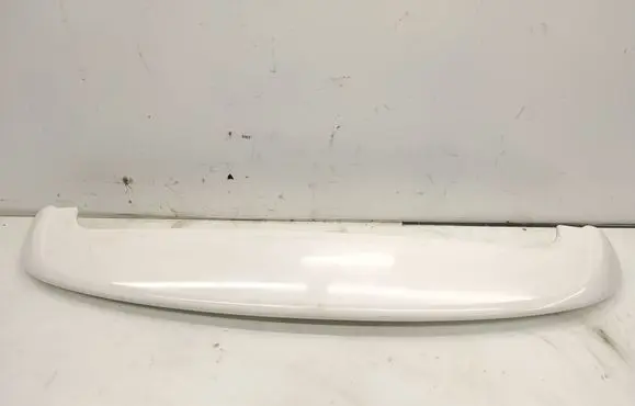 Tailgate/trunk spoiler