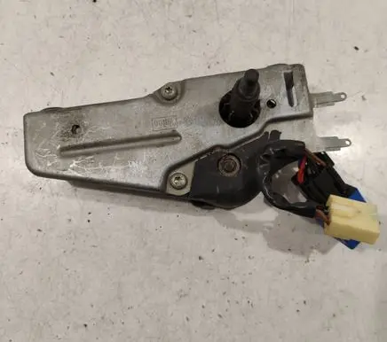 Peugeot 406 Rear window wiper mechanism 